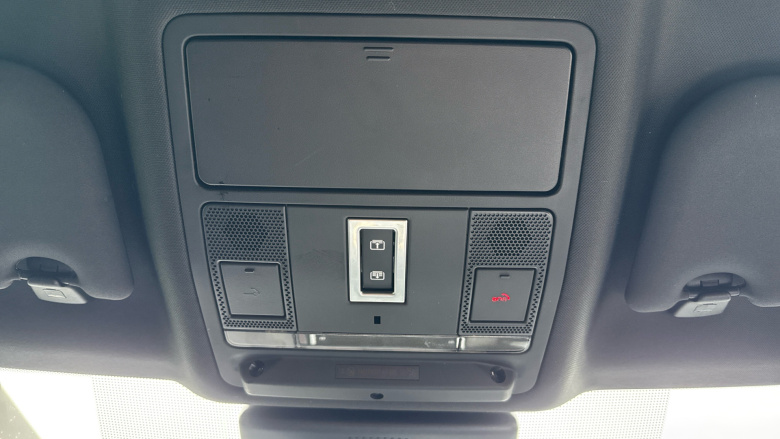 Jaguar E-Pace 2.0d Chequered Flag Edition 5dr Auto Diesel Estate